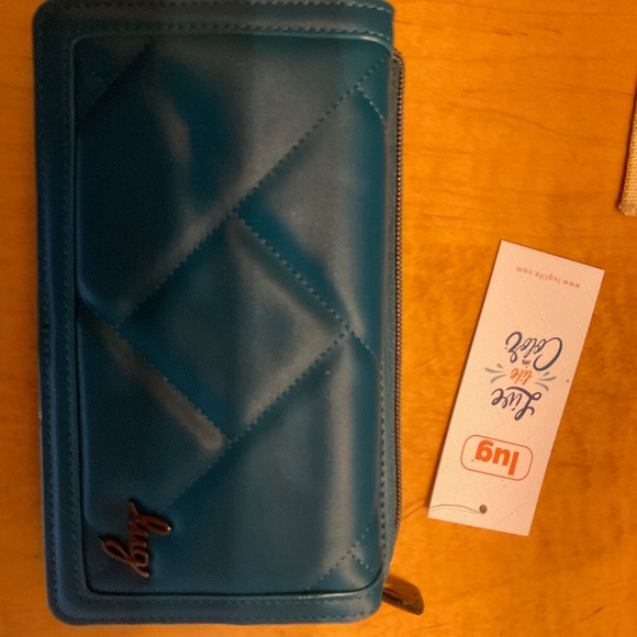 LUG Surrey Satin Luxe VL RFID Wallet - Picture 1 of 6